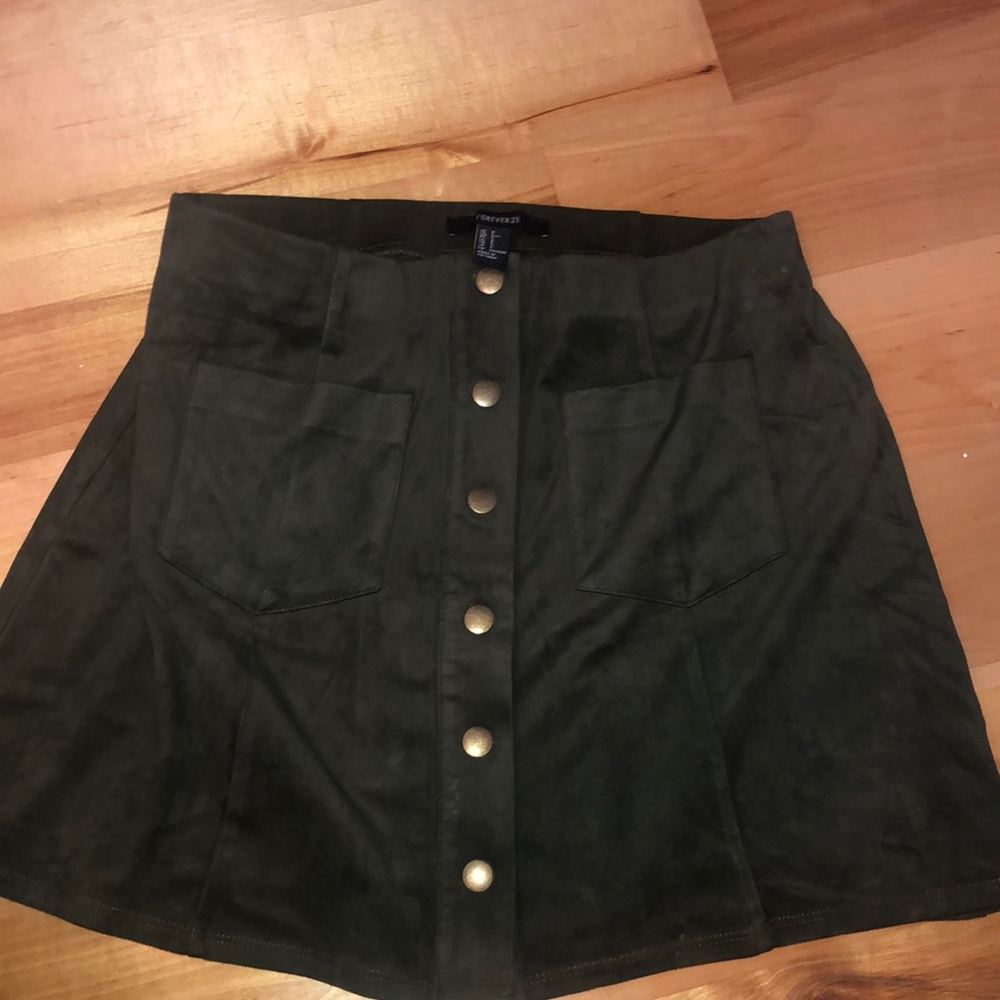 Hunter green button front skirt